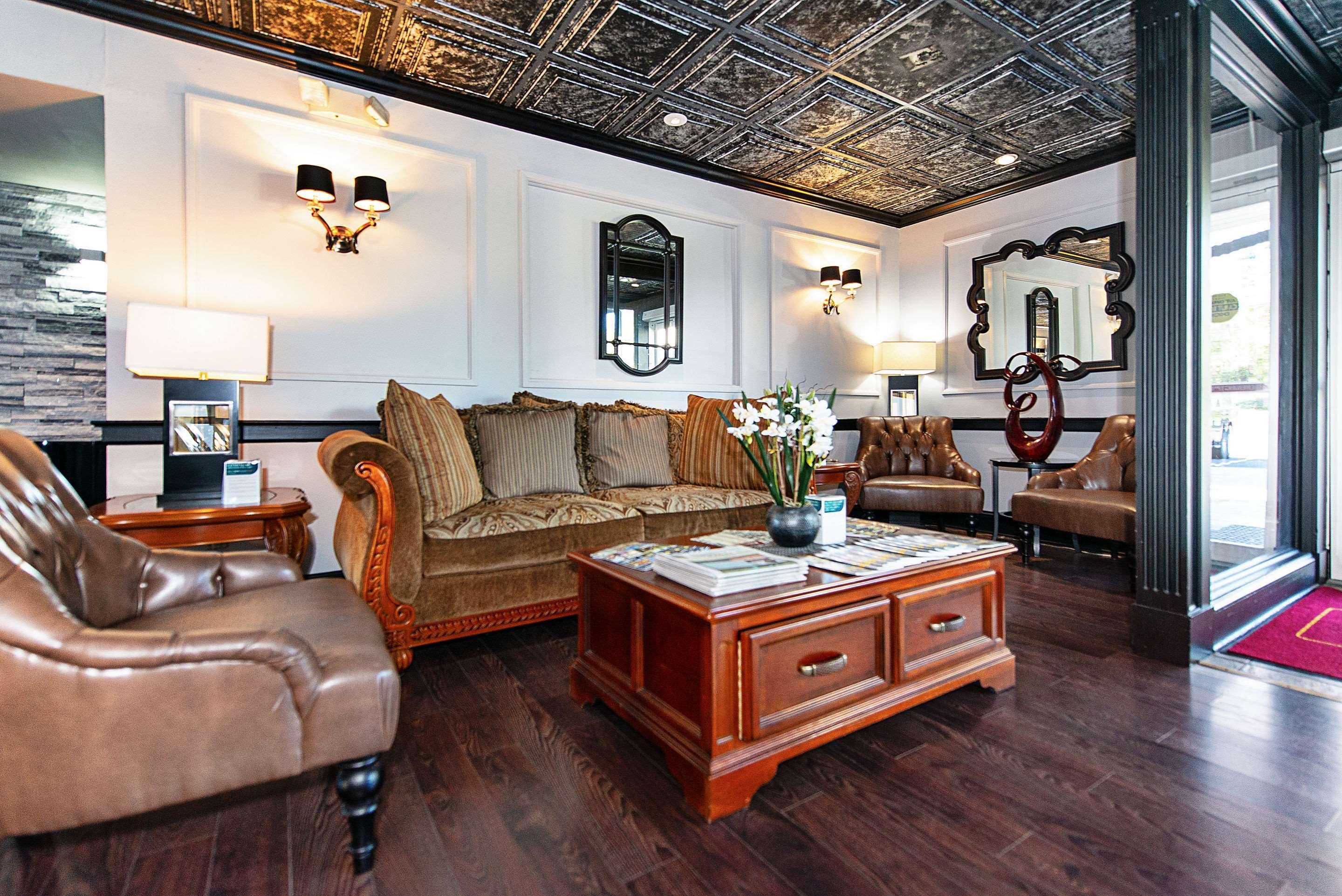 New Hope Inn & Suites Экстерьер фото