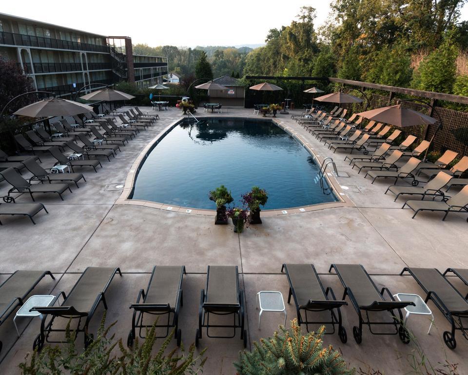 New Hope Inn & Suites Экстерьер фото