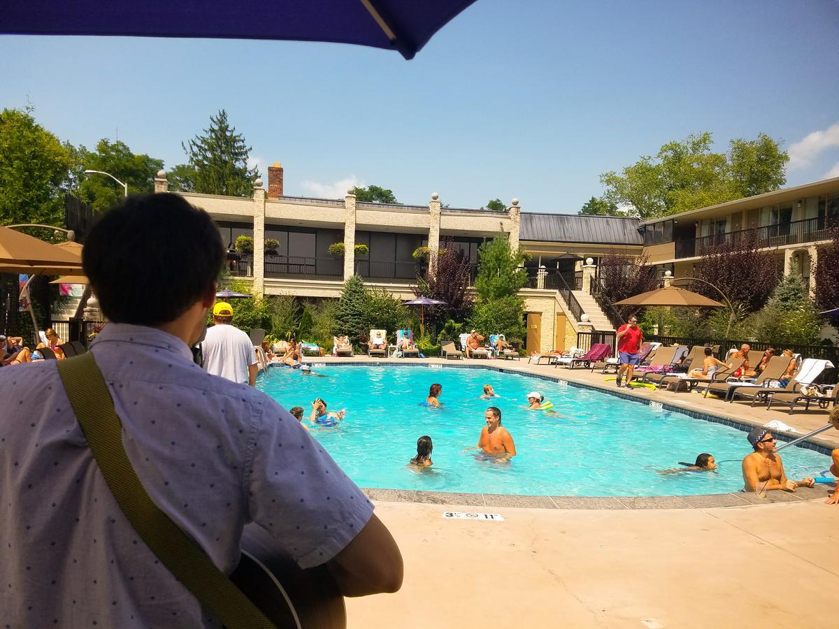 New Hope Inn & Suites Экстерьер фото